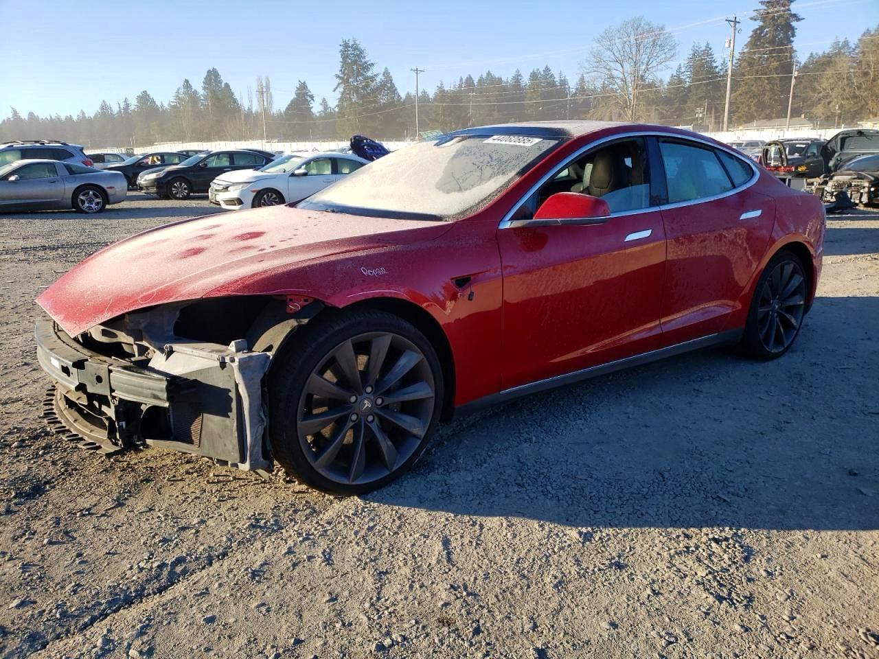 2015 Tesla Model S - Фото 2