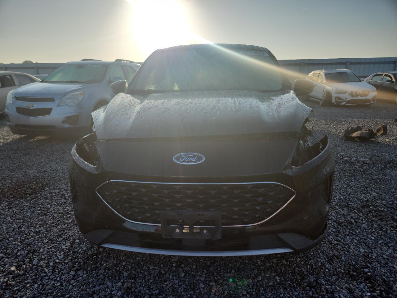 2020 Ford Escape Se - Фото 5