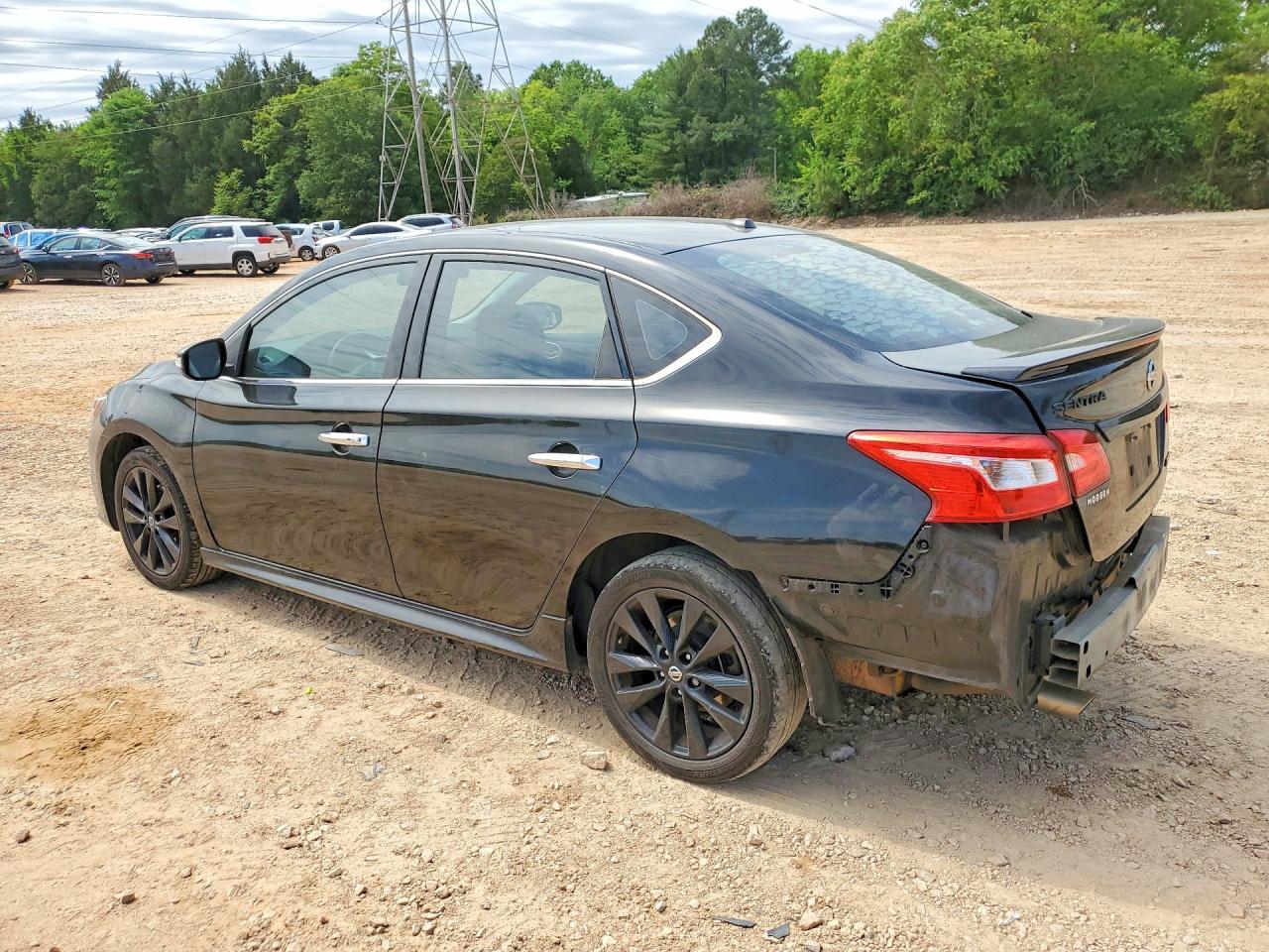 2018 Nissan Sentra Sr - Image 2