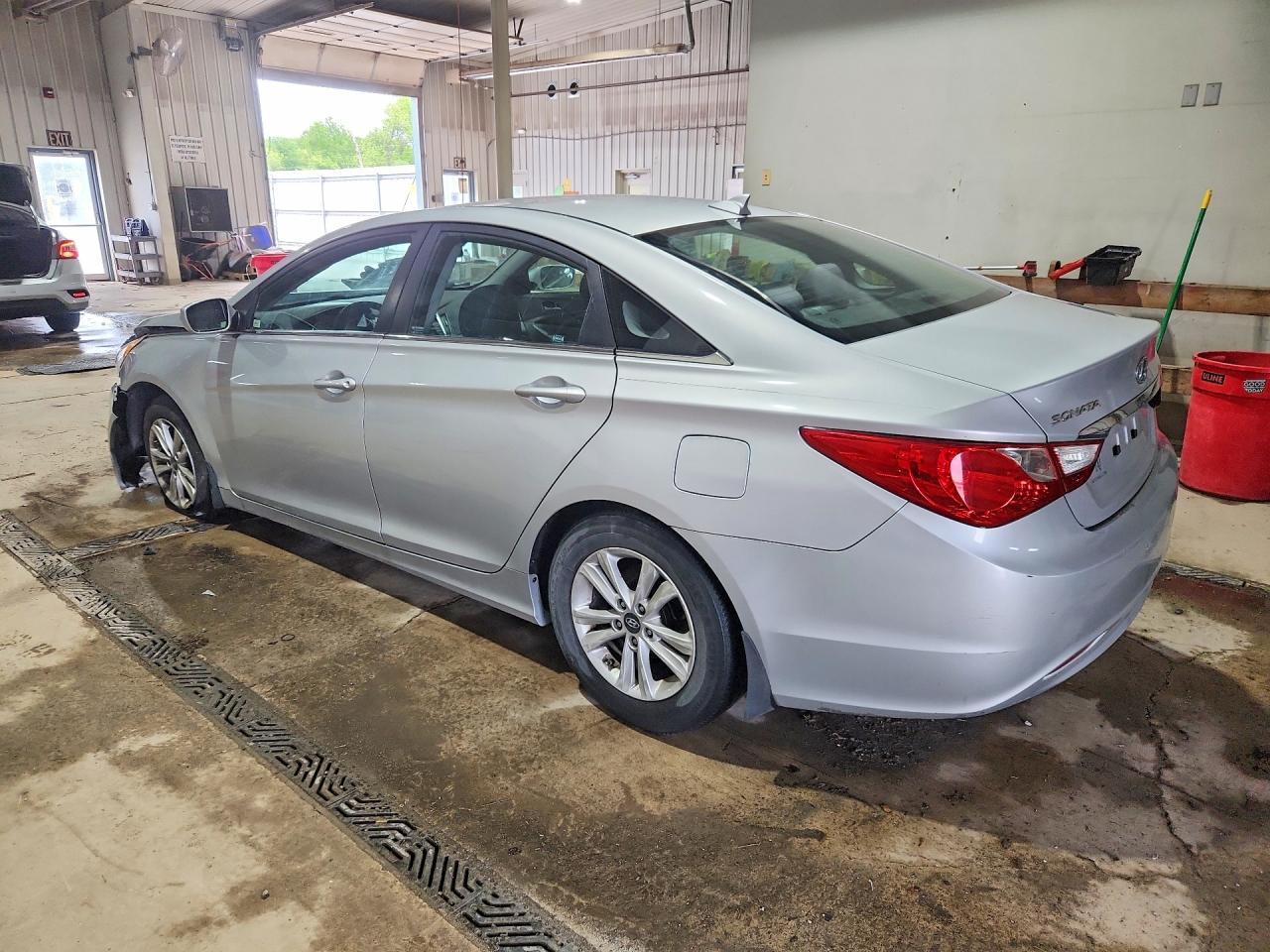 2012 Hyundai Sonata Gls - Фото 2