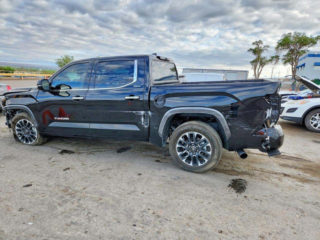2025 Toyota Tundra Crewmax Limited - Image 2