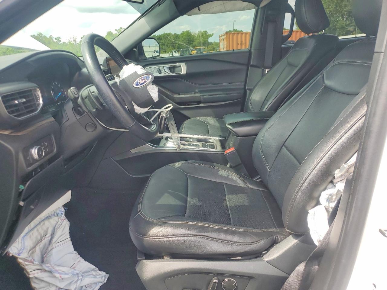 2020 Ford Explorer Limited - Image 7