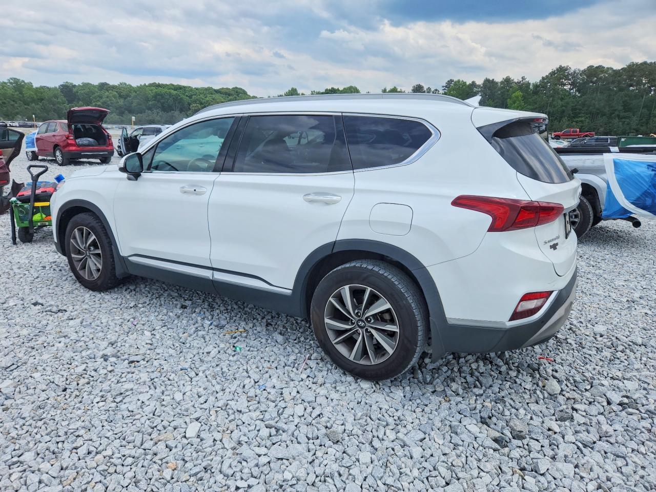 2020 Hyundai Santa Fe Sel - Фото 2