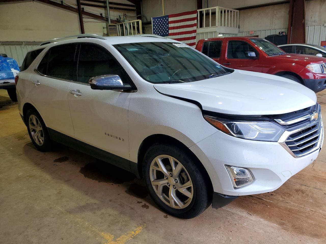 2020 Chevrolet Equinox Premier - Image 4