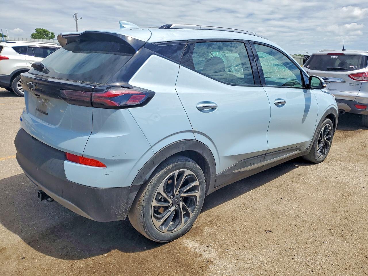 2023 Chevrolet Bolt Euv Premier - Image 3