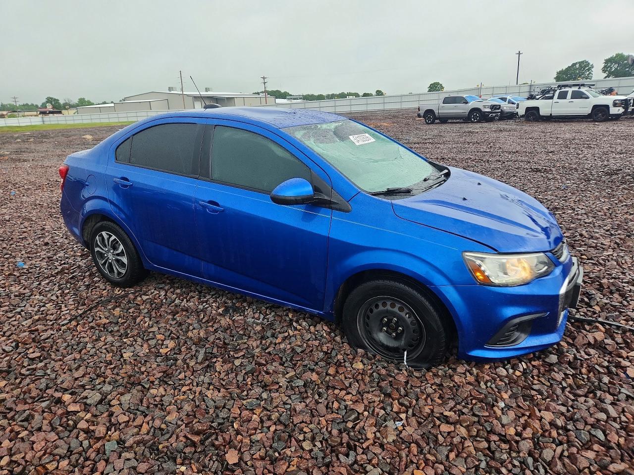 2017 Chevrolet Sonic Ls - Фото 4