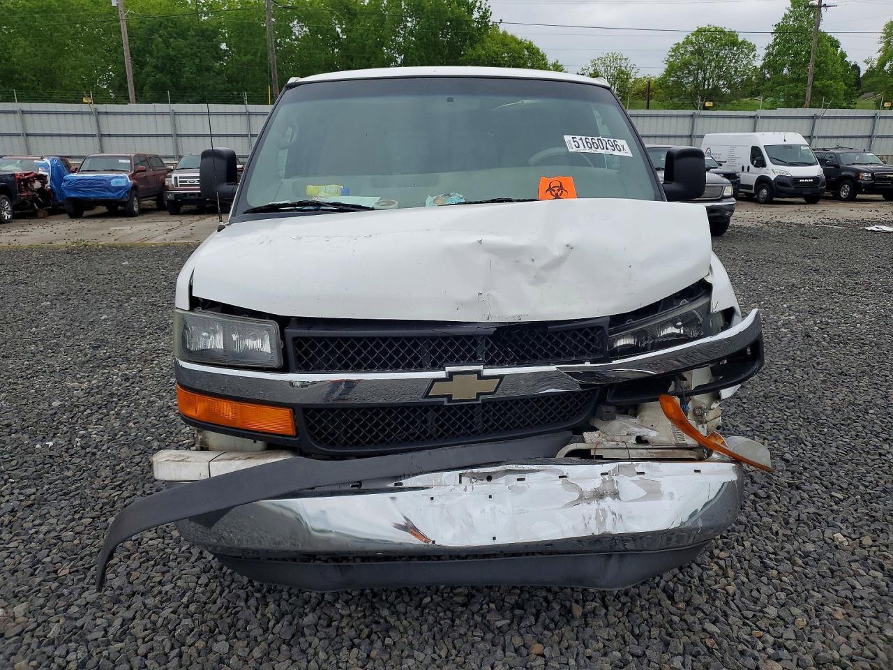 2014 Chevrolet Express G2500 - Image 5