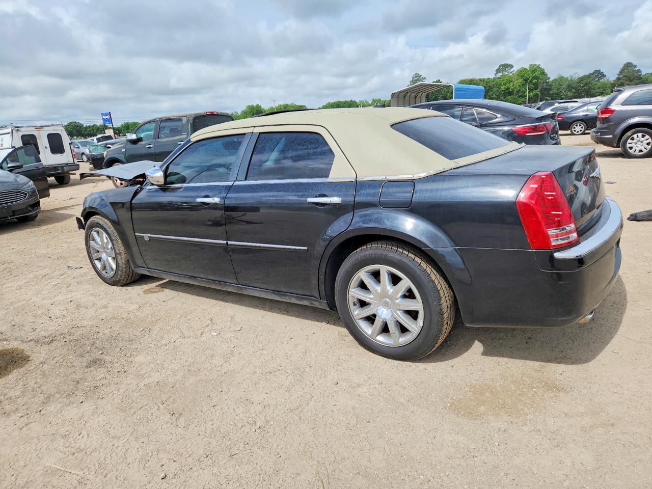 2008 Chrysler 300C - Фото 2