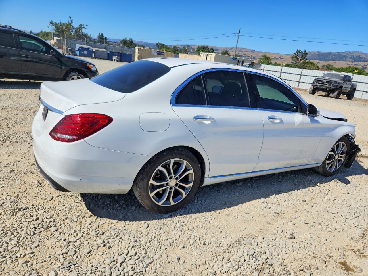 2015 Mercedes-Benz C 300 - Image 3