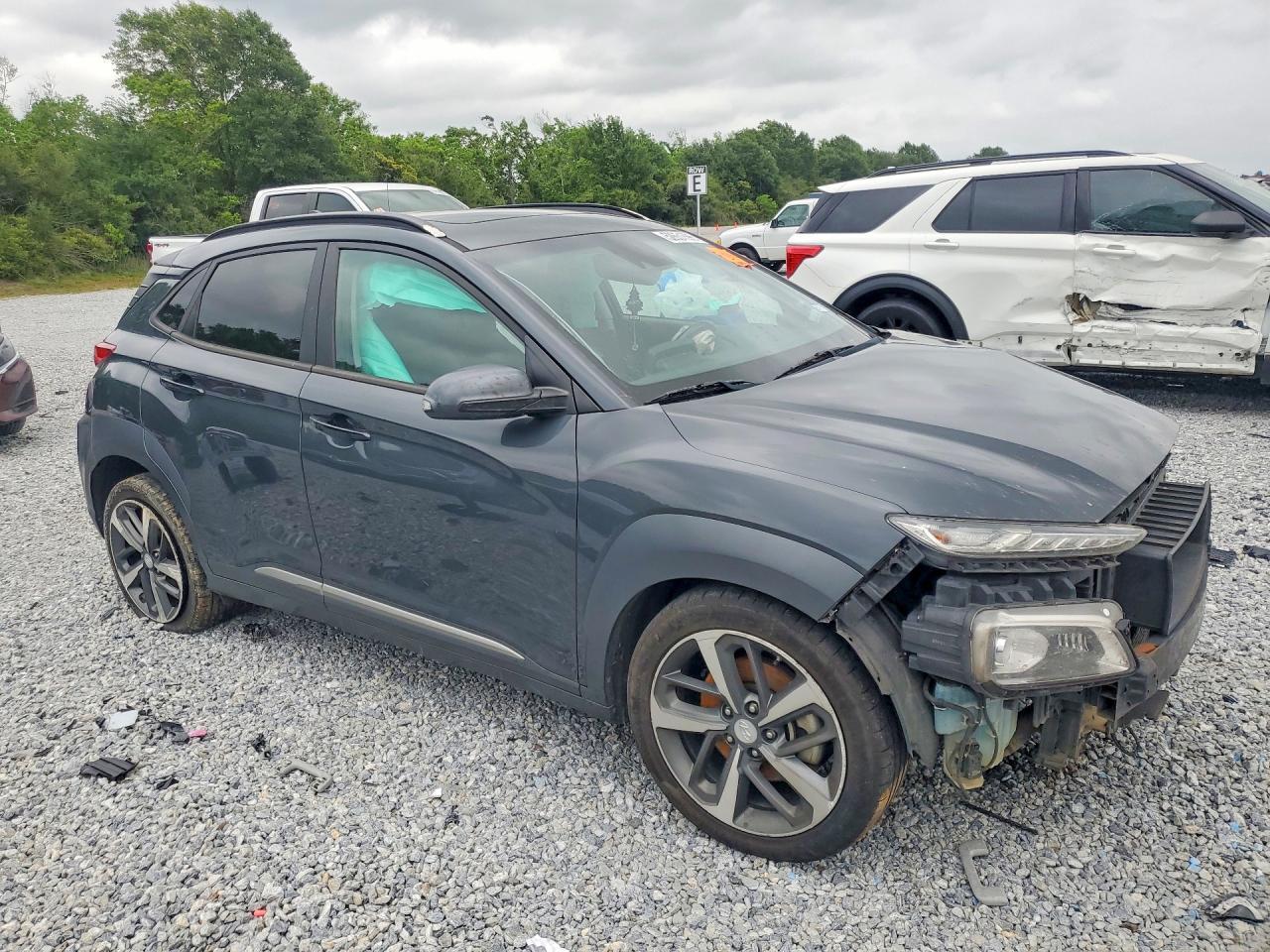 2020 Hyundai Kona Limited - Image 4
