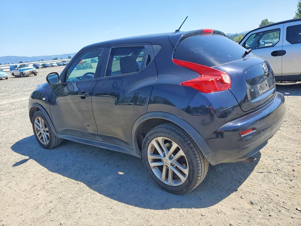 2013 Nissan Juke S - Фото 2