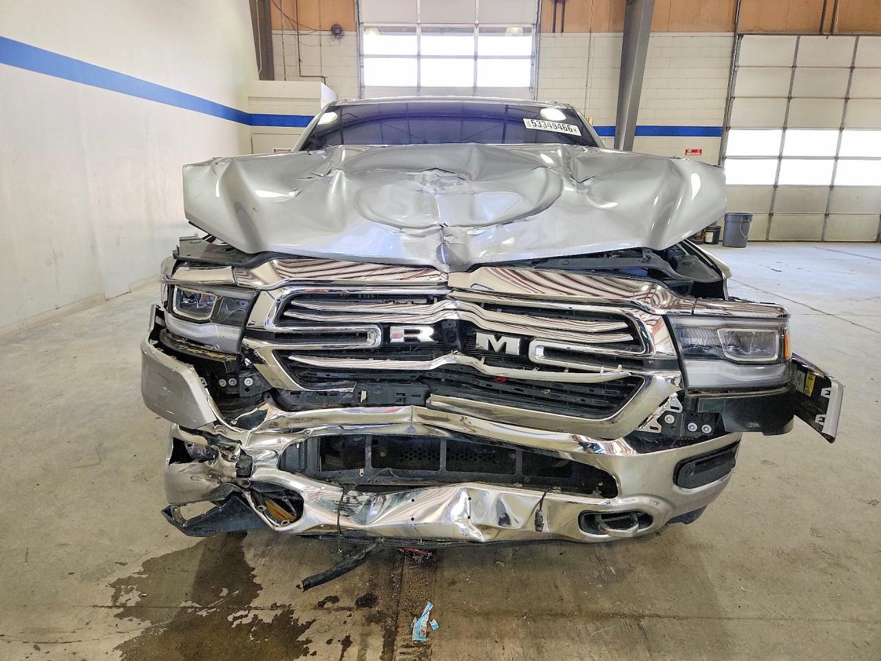 2019 Ram 1500 Laramie - Фото 5