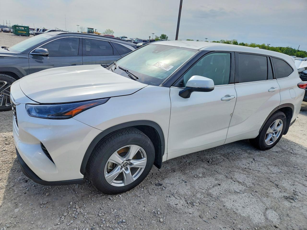 2021 Toyota Highlander Le
