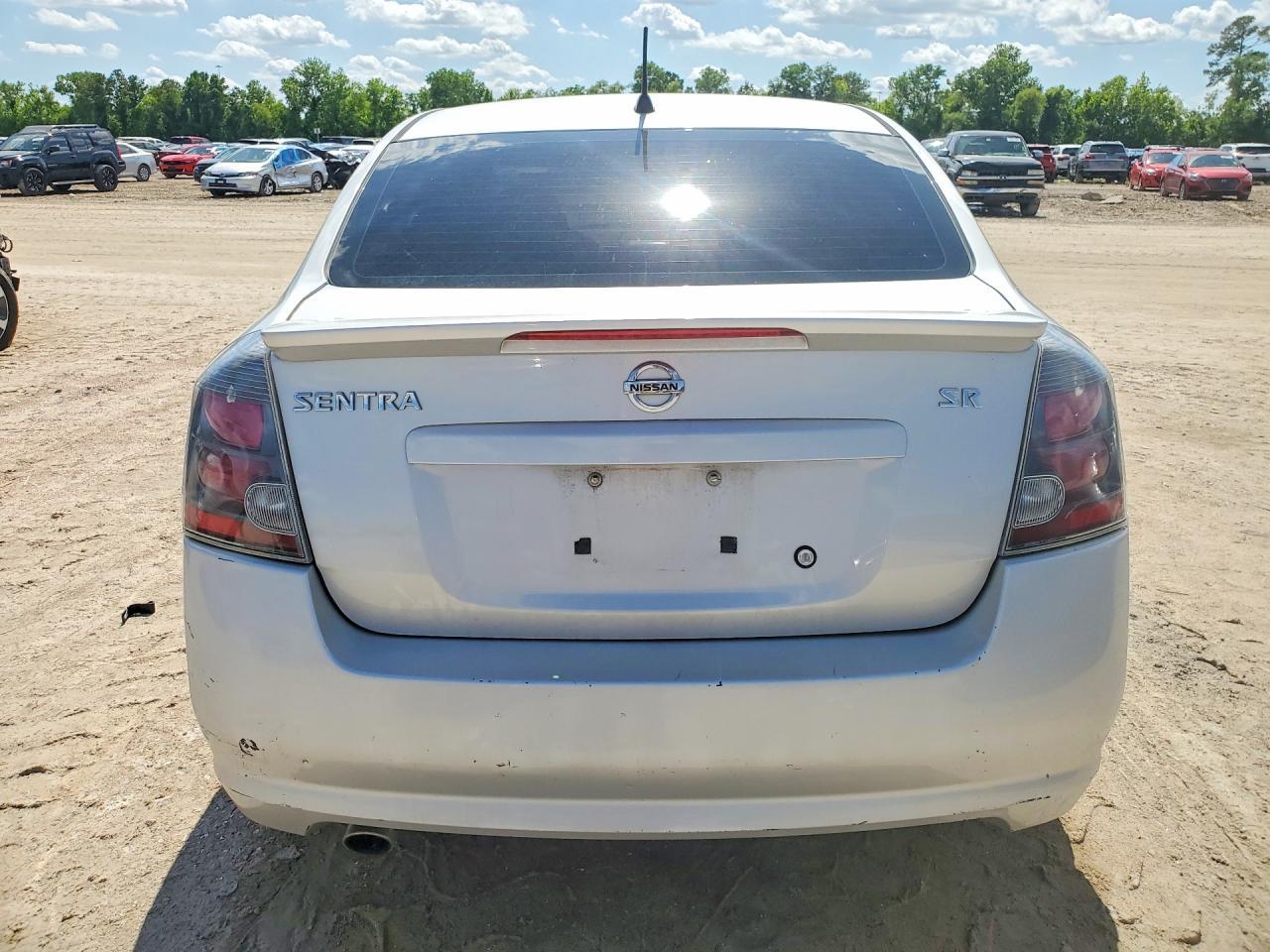 2011 Nissan Sentra 2.0 - Фото 6