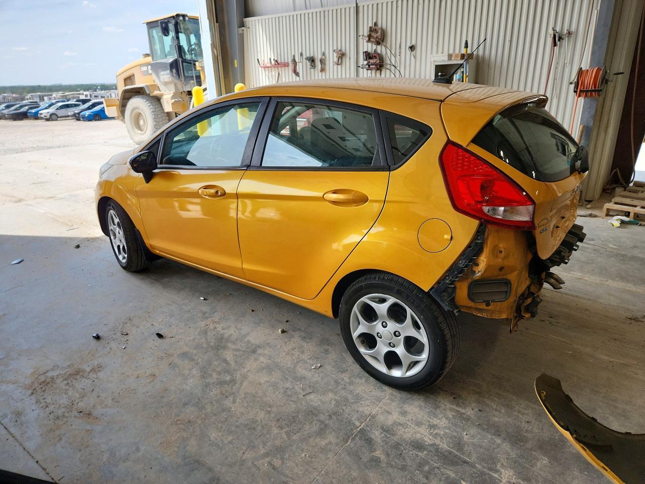 2011 Ford Fiesta Ses - Фото 2