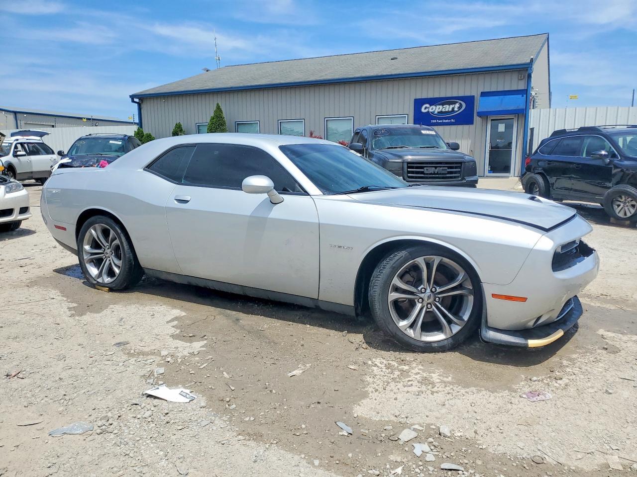 2022 Dodge Challenger R - Image 4