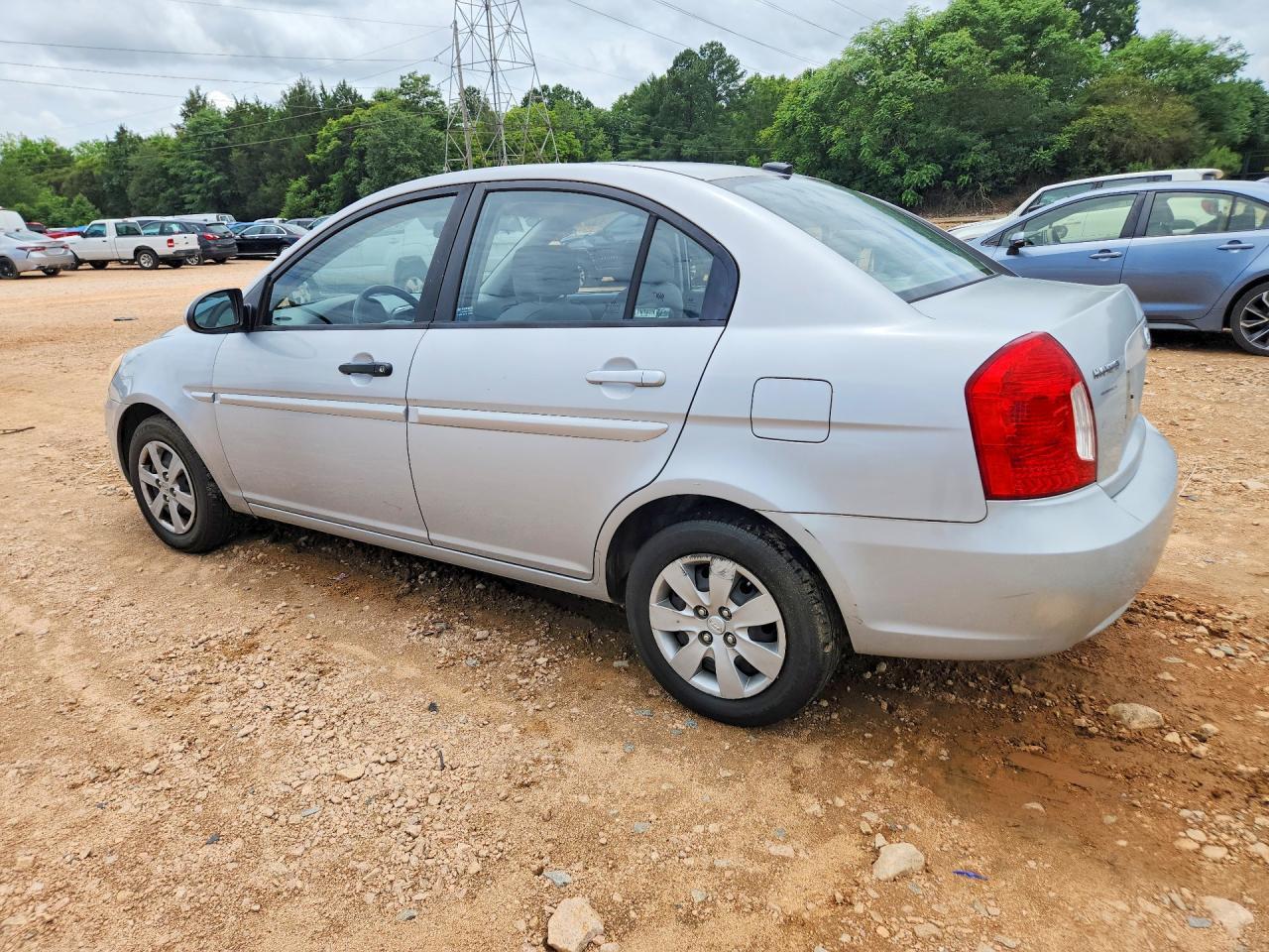 2009 Hyundai Accent Gls - Фото 2