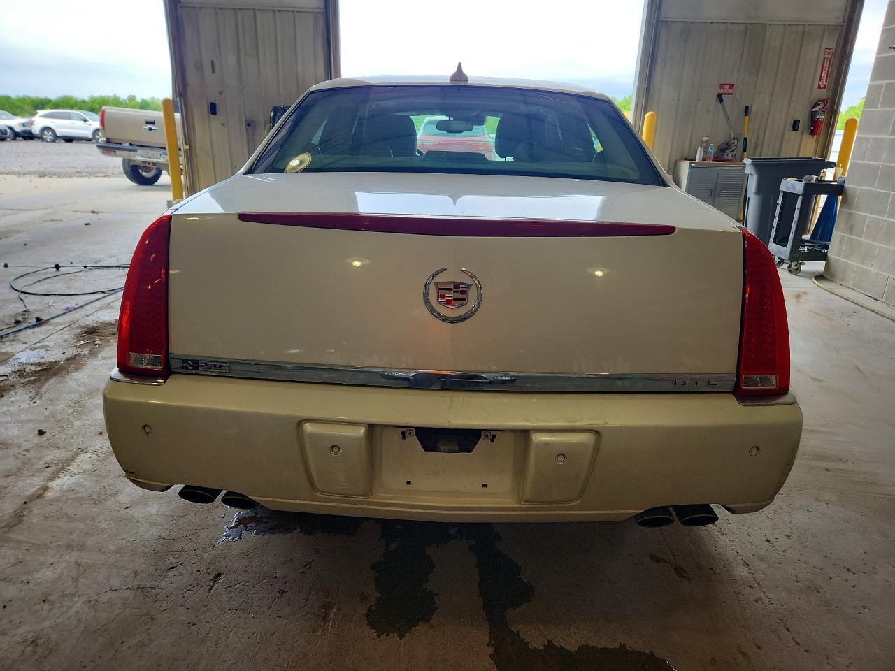 2011 Cadillac Dts Premium Collection - Фото 6