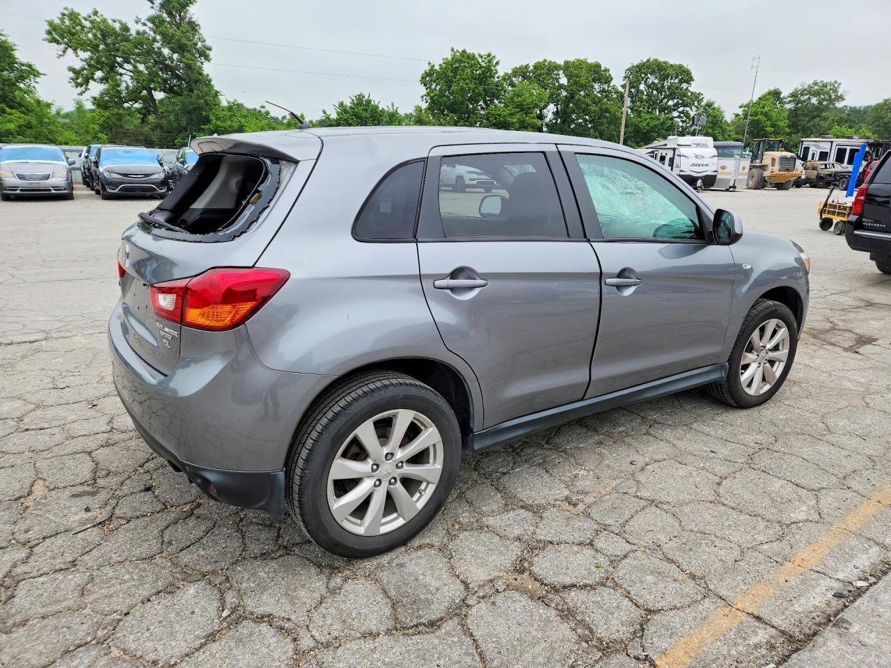 2015 Mitsubishi Outlander Sport Es - Фото 3