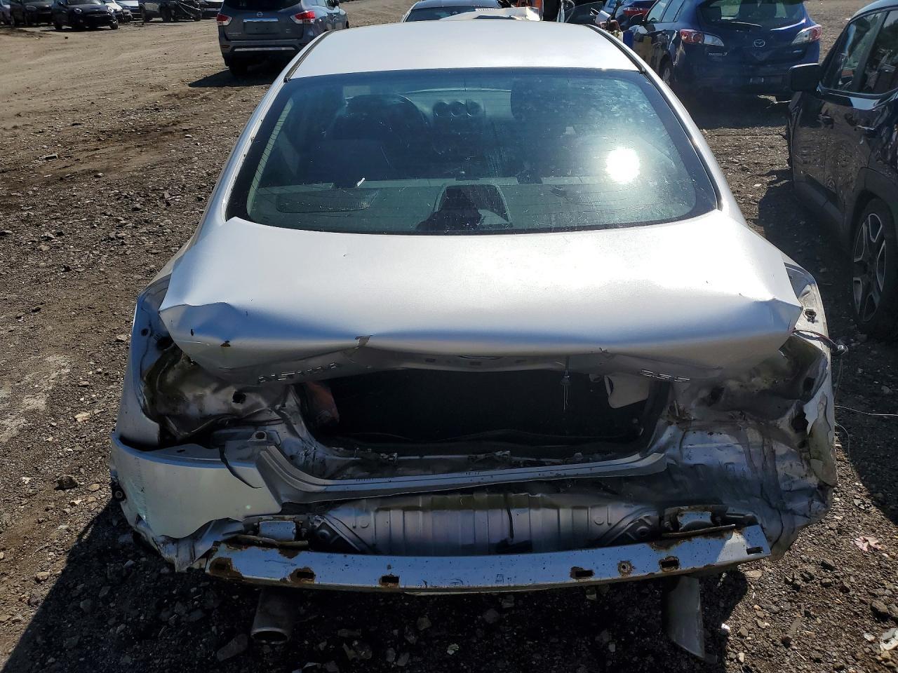 2012 Nissan Altima 2.5 - Image 6
