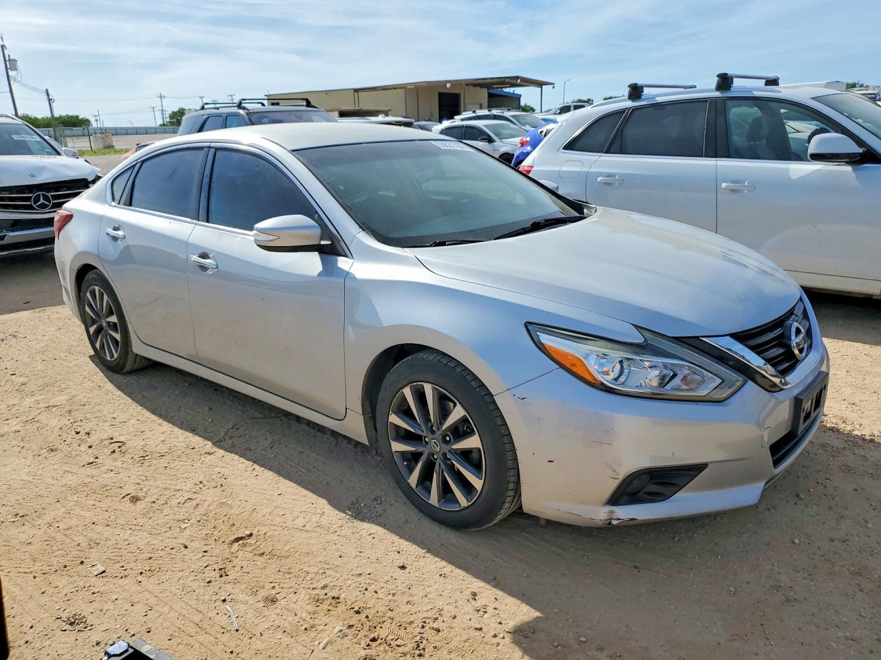 2018 Nissan Altima 2.5 Sl - Image 4