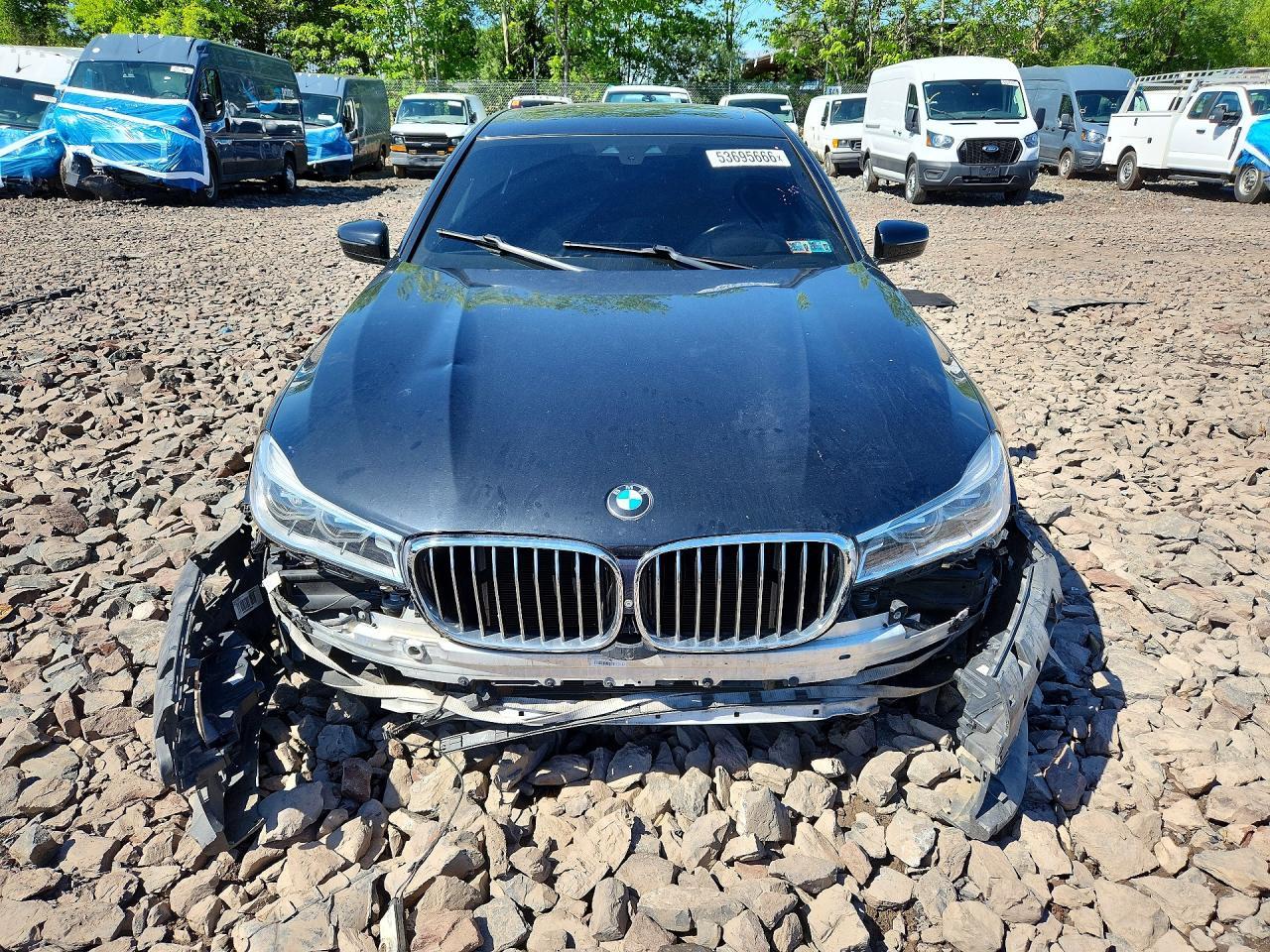 2016 BMW 750 I - Фото 5