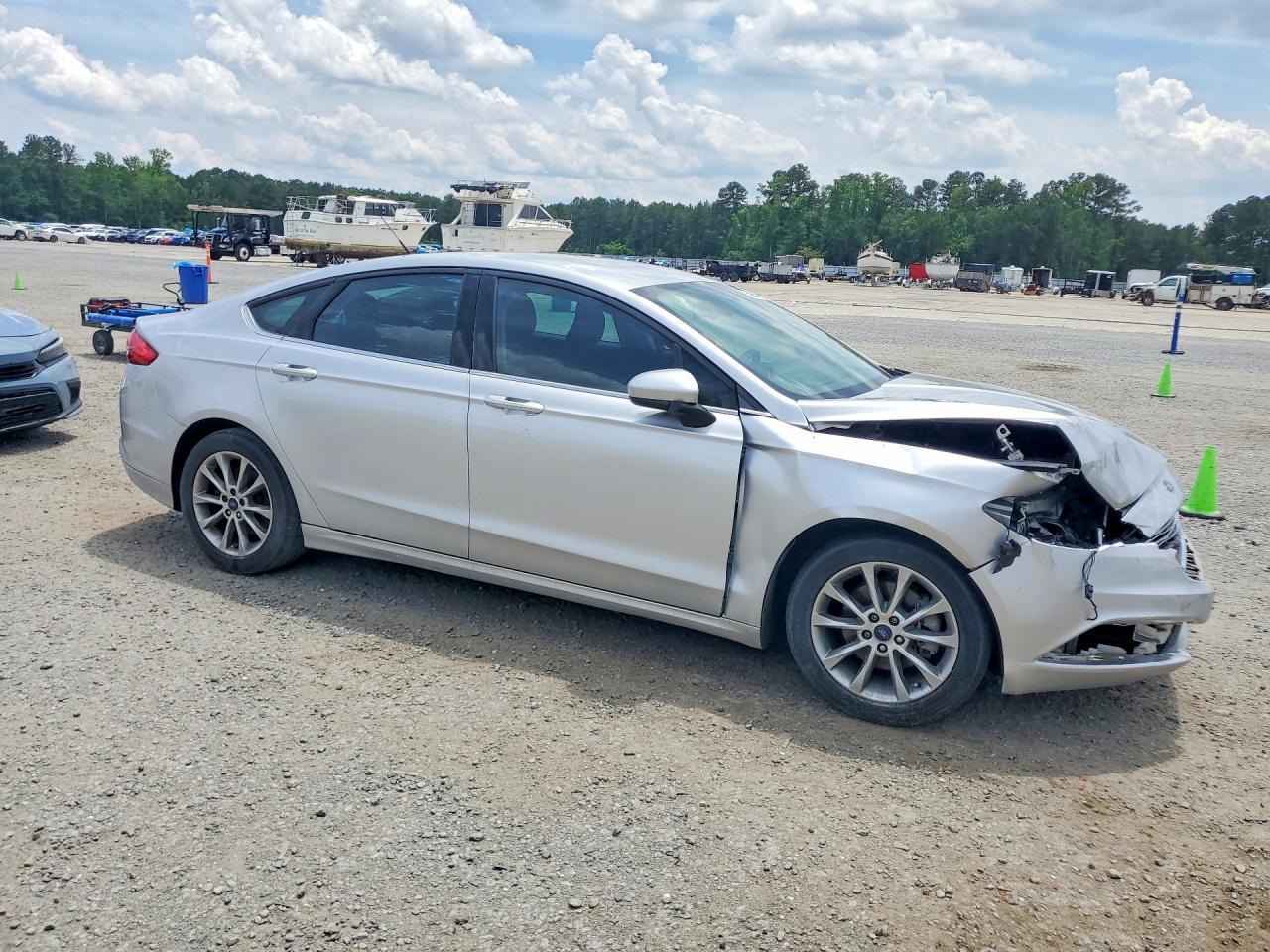 2017 Ford Fusion Se - Фото 4