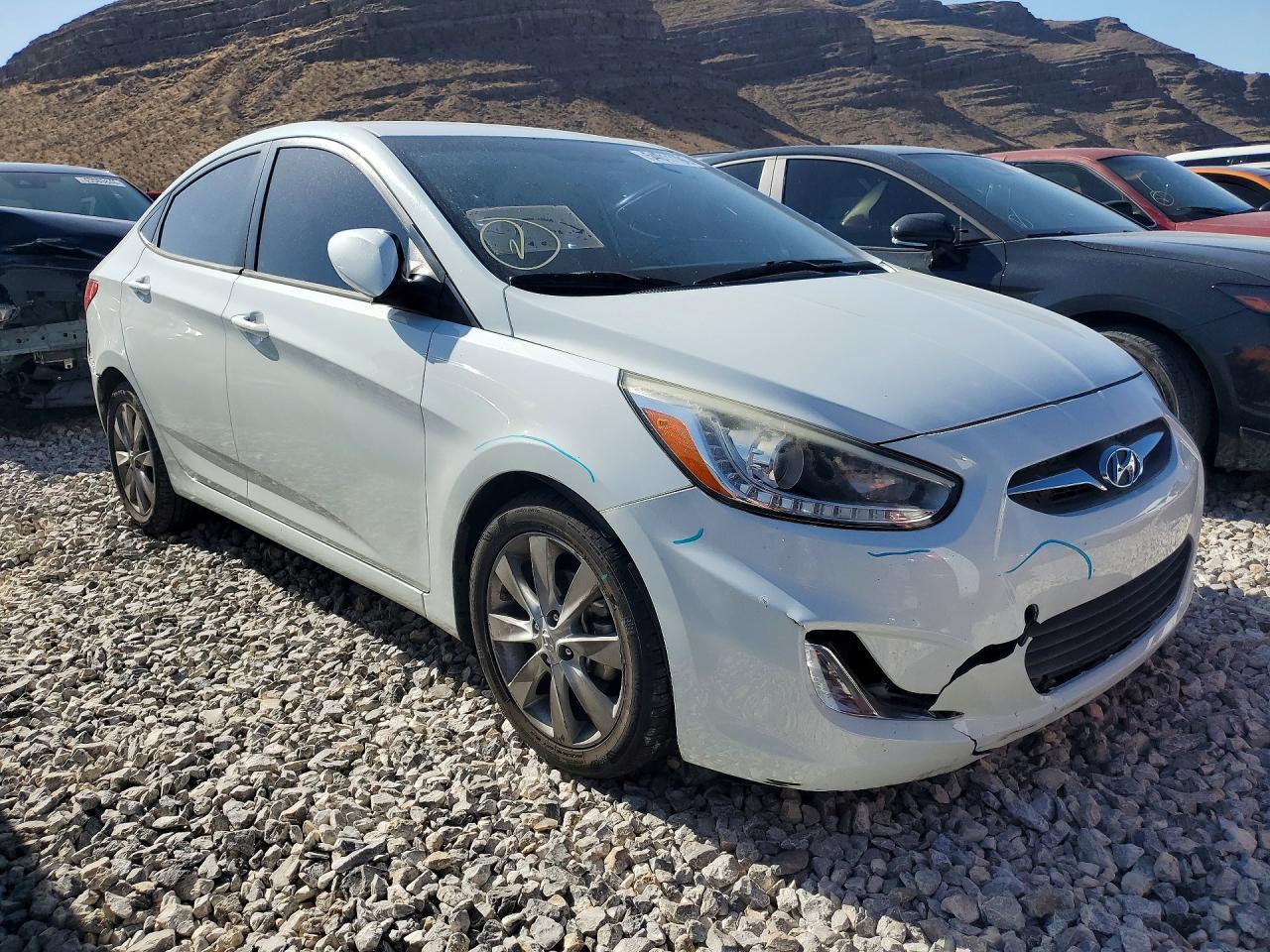 2014 Hyundai Accent Gls - Фото 4