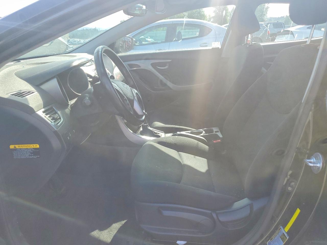 2015 Hyundai Elantra - Фото 7