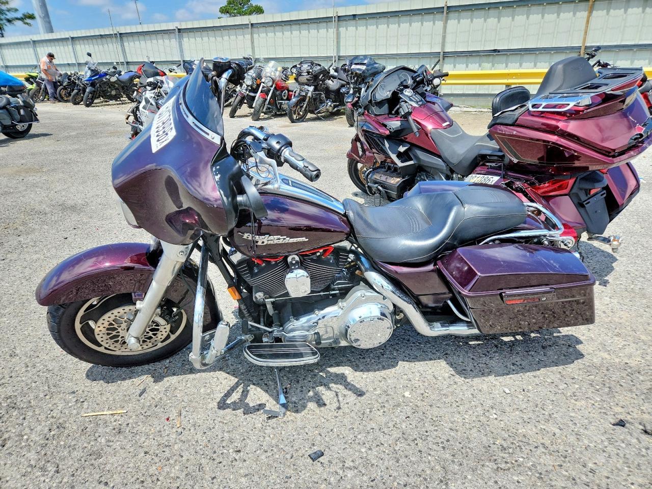 2007 Harley-Davidson Flhx - Фото 3
