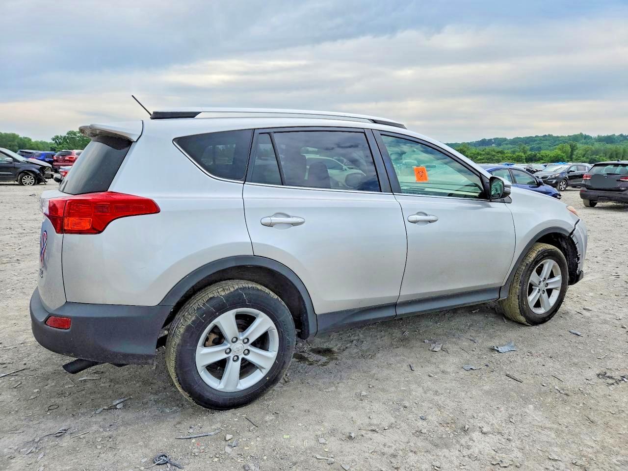 2014 Toyota Rav4 - Image 3