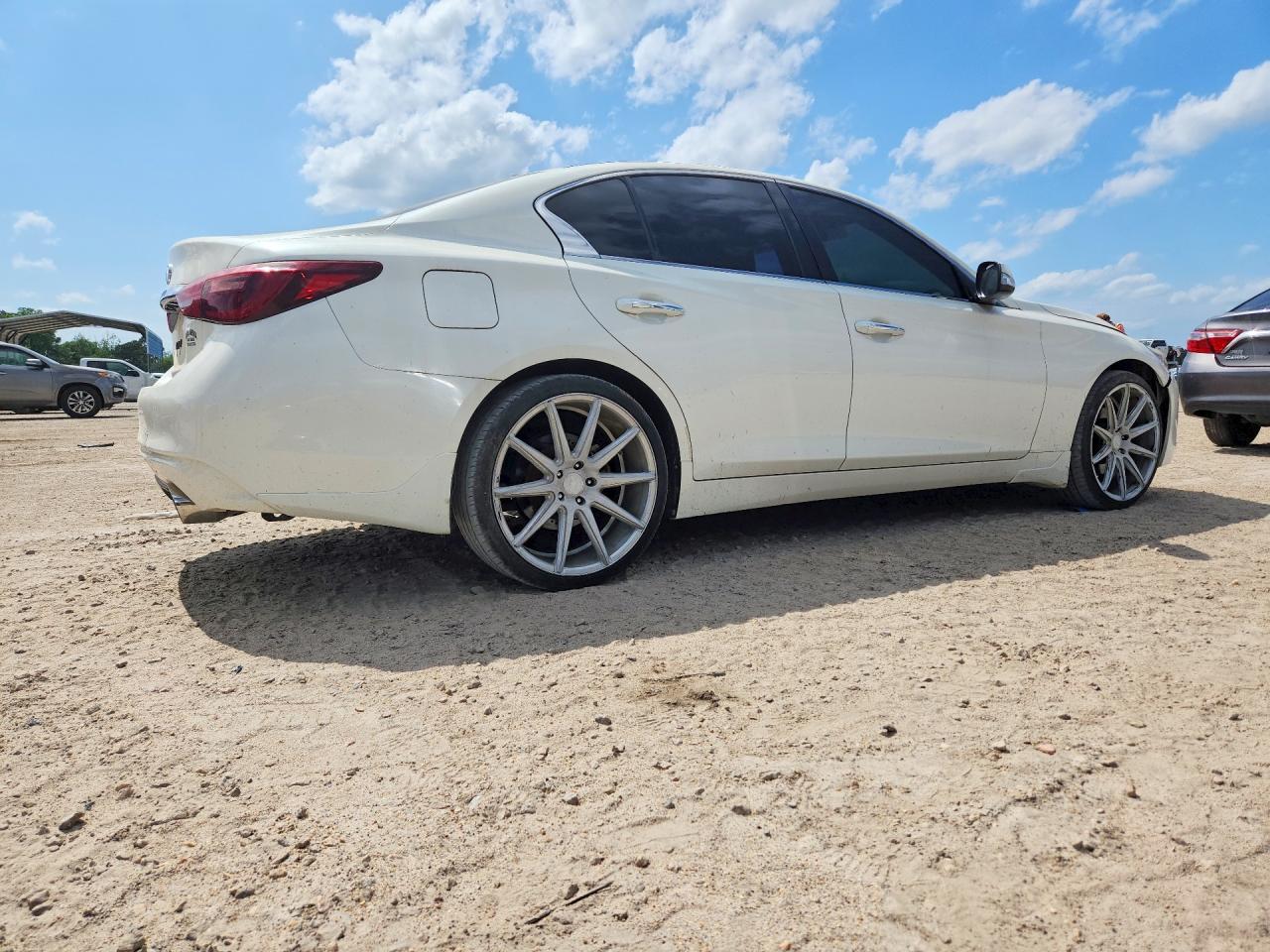 2019 Infiniti Q50 3.0T Luxe - Фото 3