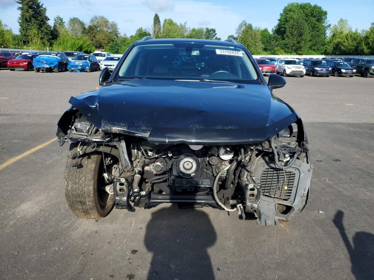 2013 Volkswagen Touareg V6 Tdi - Image 5
