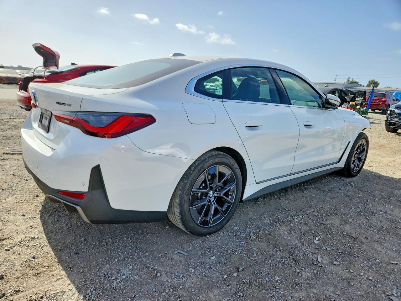 2025 BMW I4 Edrive 40 - Фото 3
