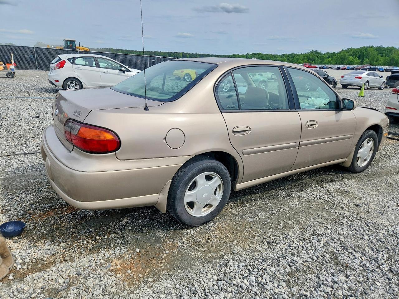 2000 Chevrolet Malibu Ls - Фото 3