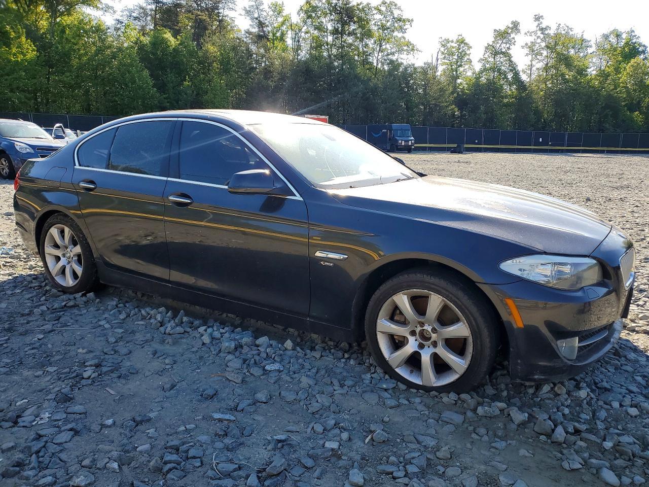 2013 BMW 550 - Image 4