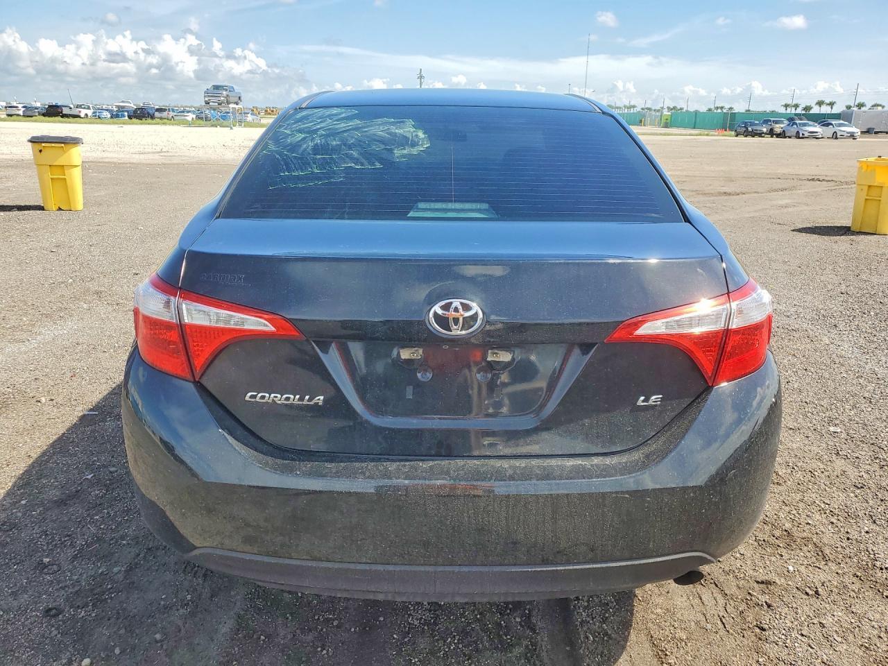2015 Toyota Corolla Le - Фото 6