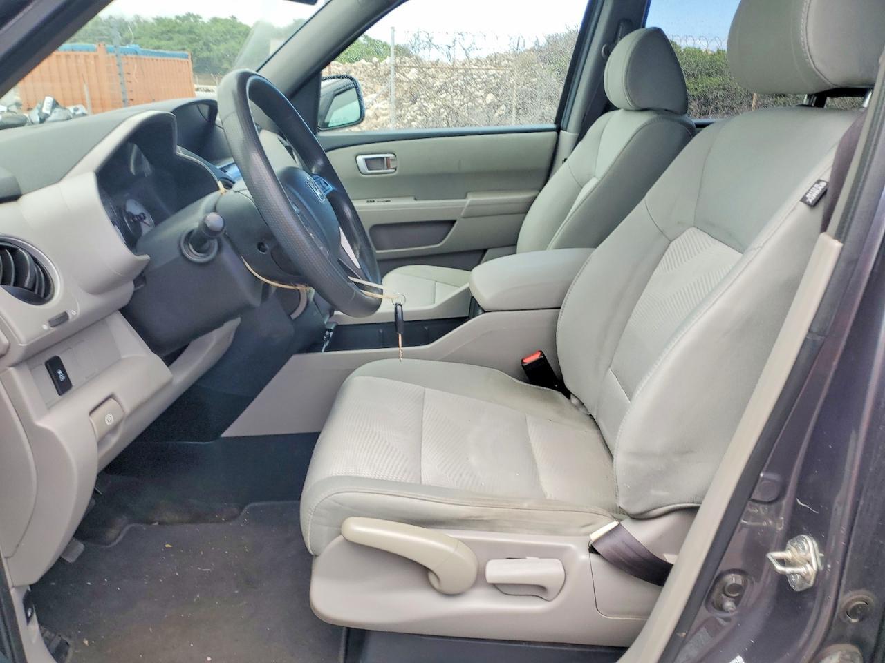 2014 Honda Pilot Lx - Image 7