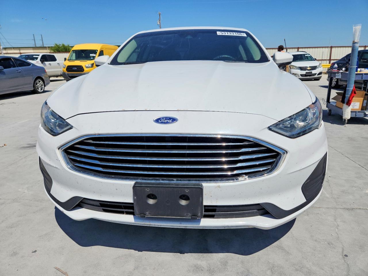 2019 Ford Fusion - Image 5