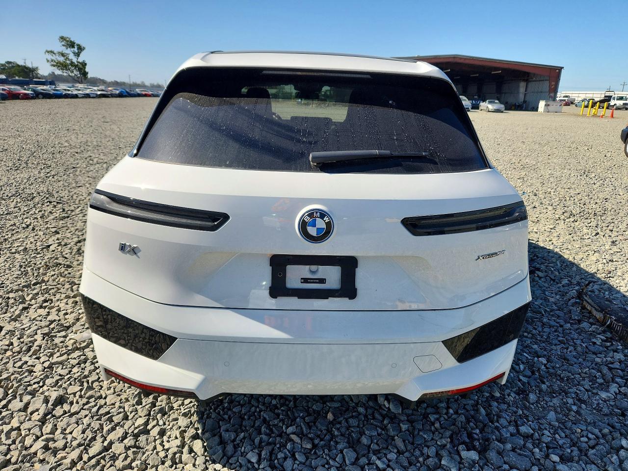 2025 BMW Ix xDrive50 - Фото 6