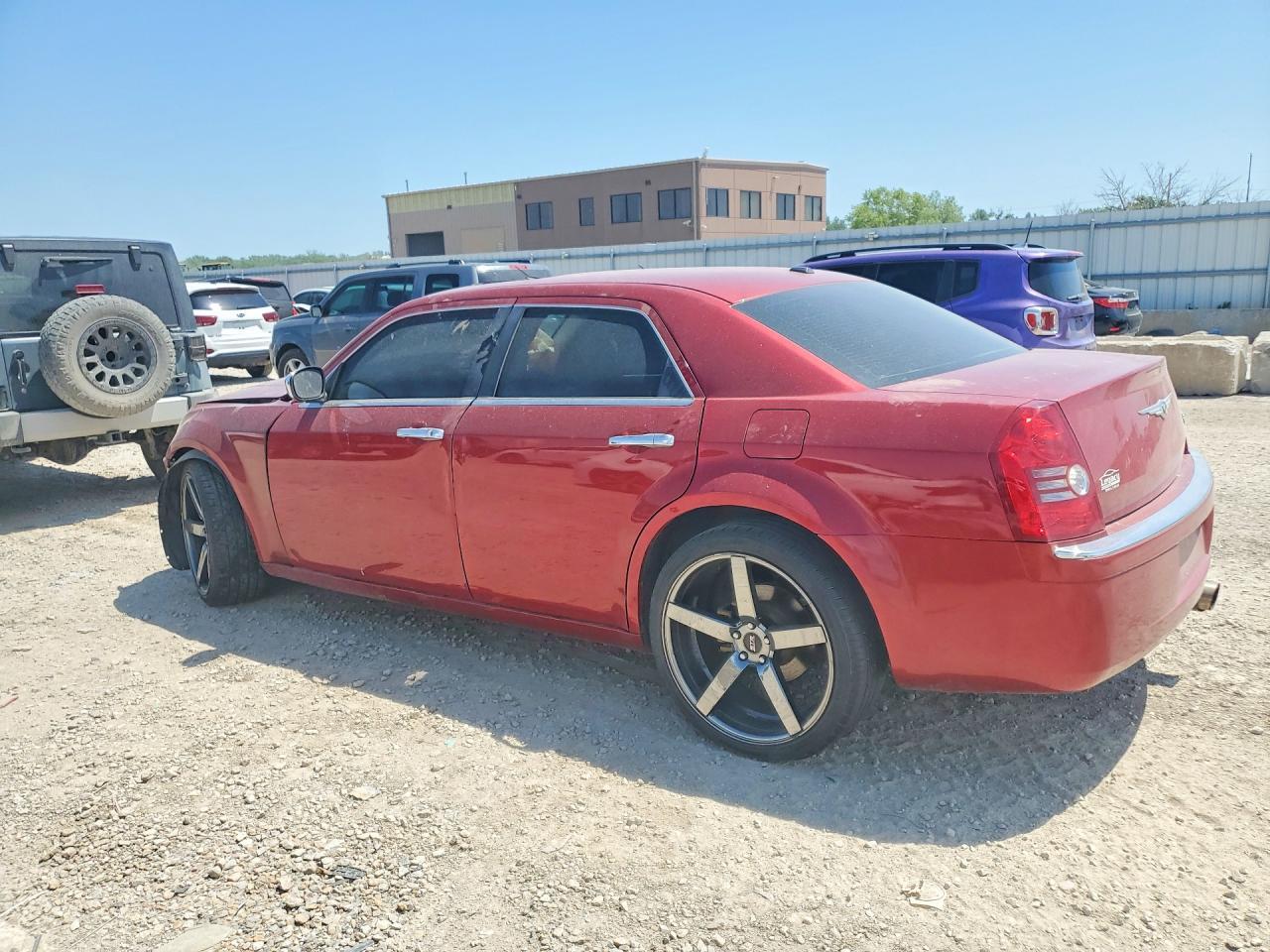 2009 Chrysler 300 Limited - Фото 2