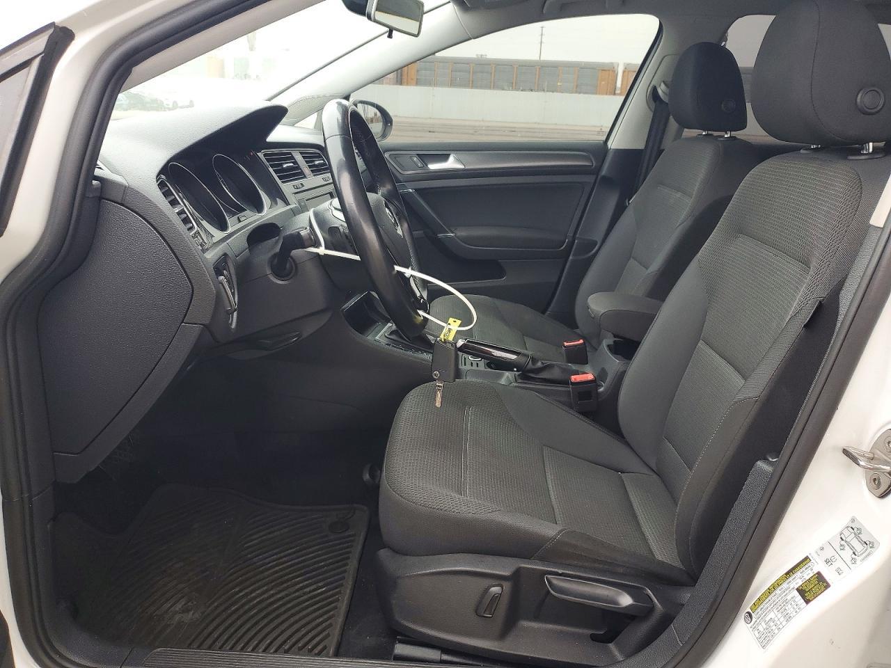 2019 Volkswagen Golf S - Image 7