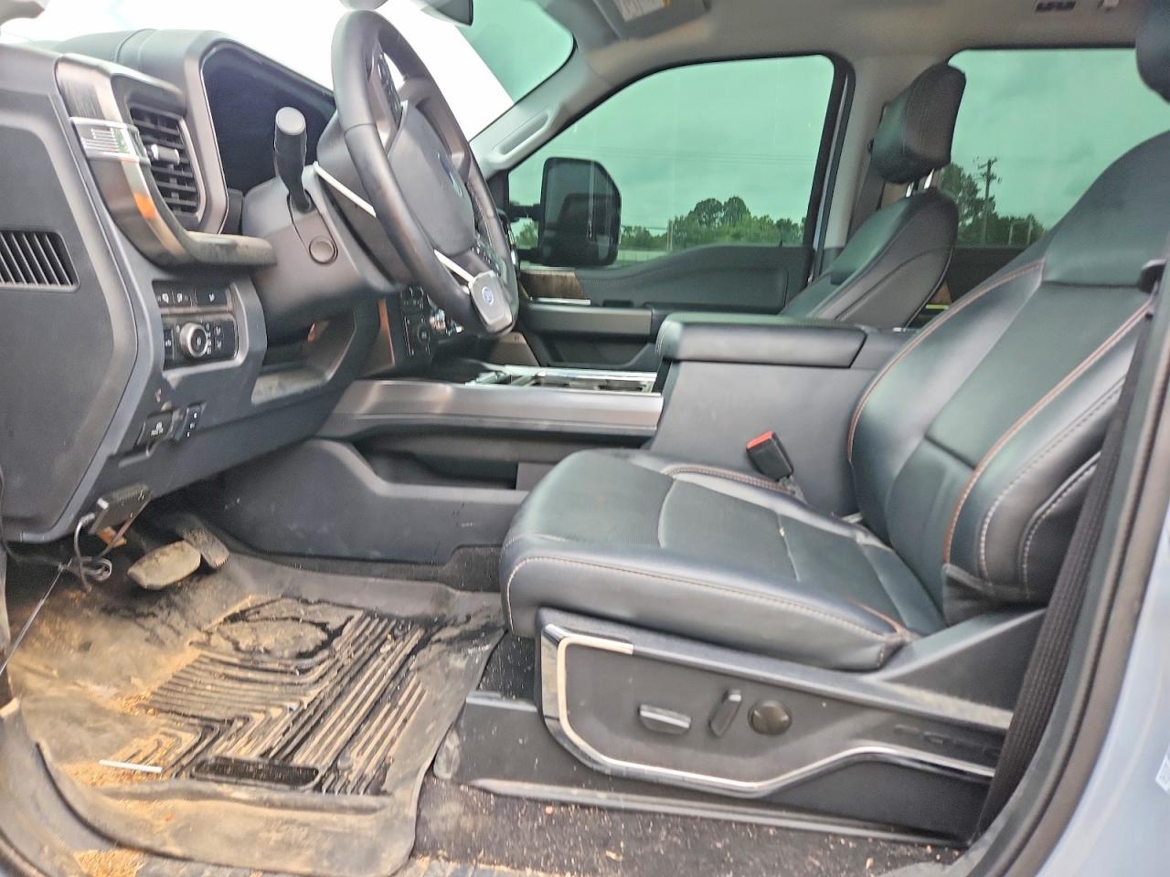 2024 Ford F250 Super Duty - Image 7