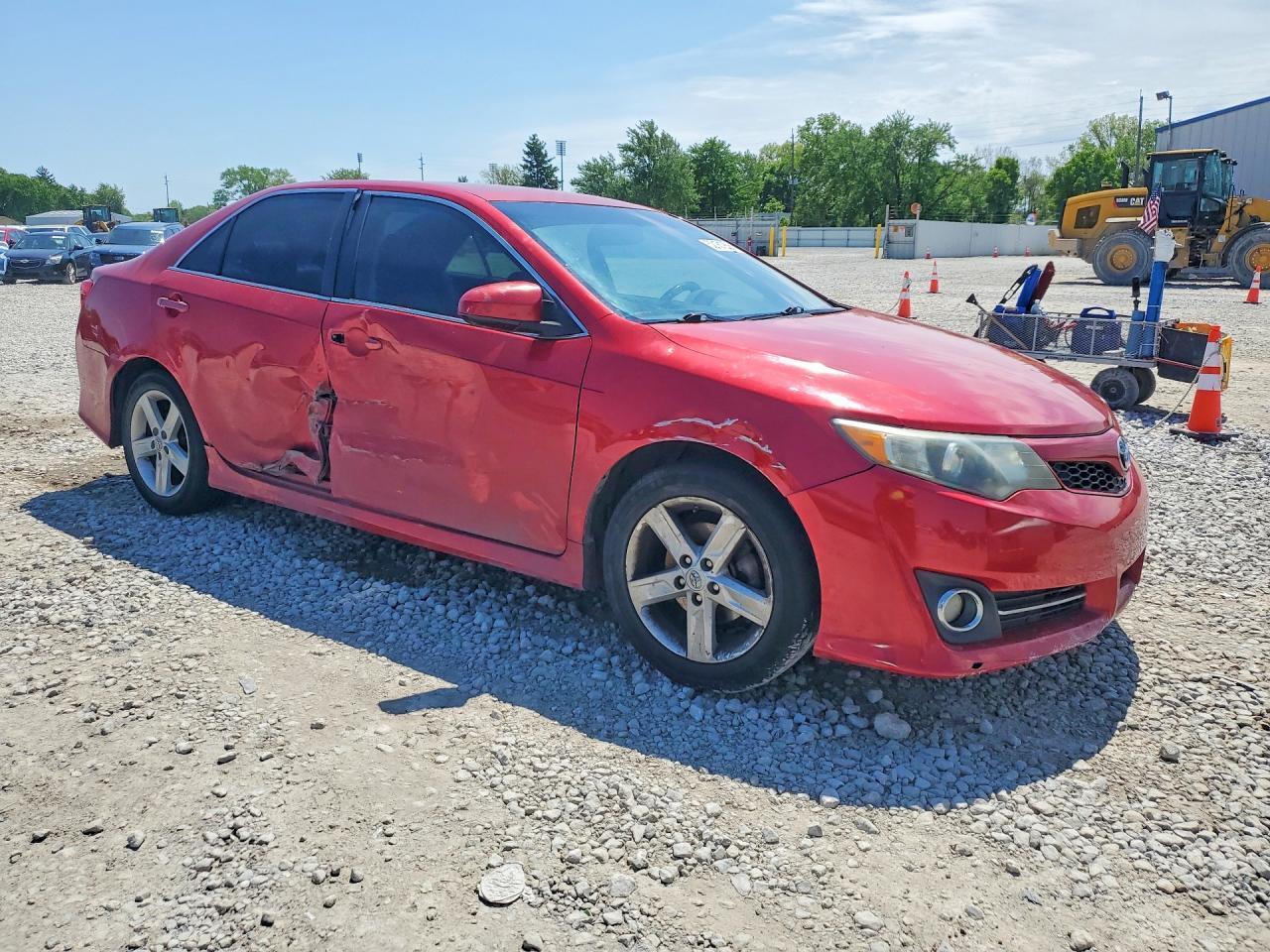 2014 Toyota Camry - Фото 4