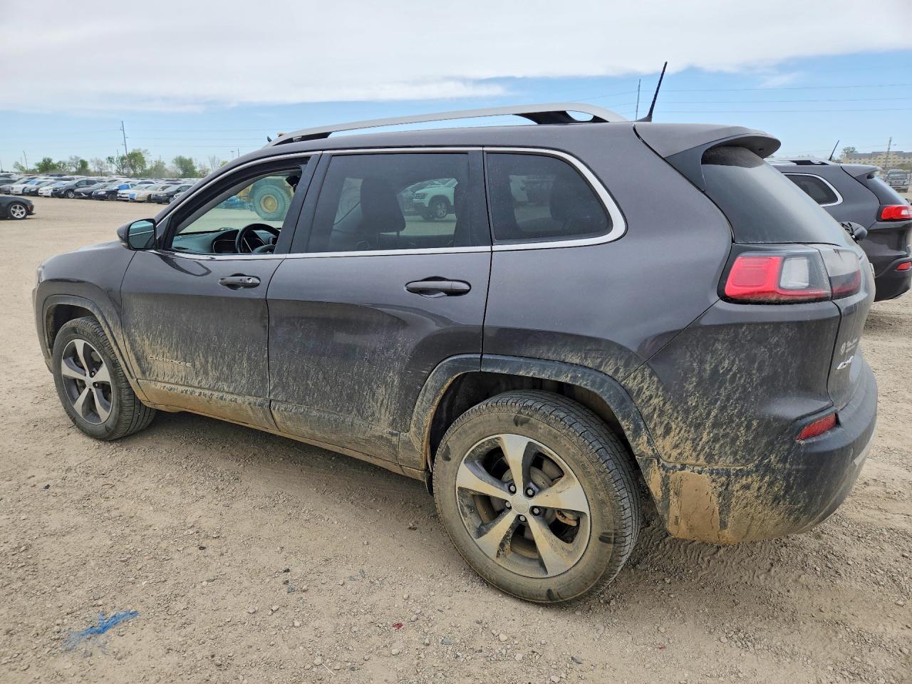 2019 Jeep Cherokee Limited - Image 2