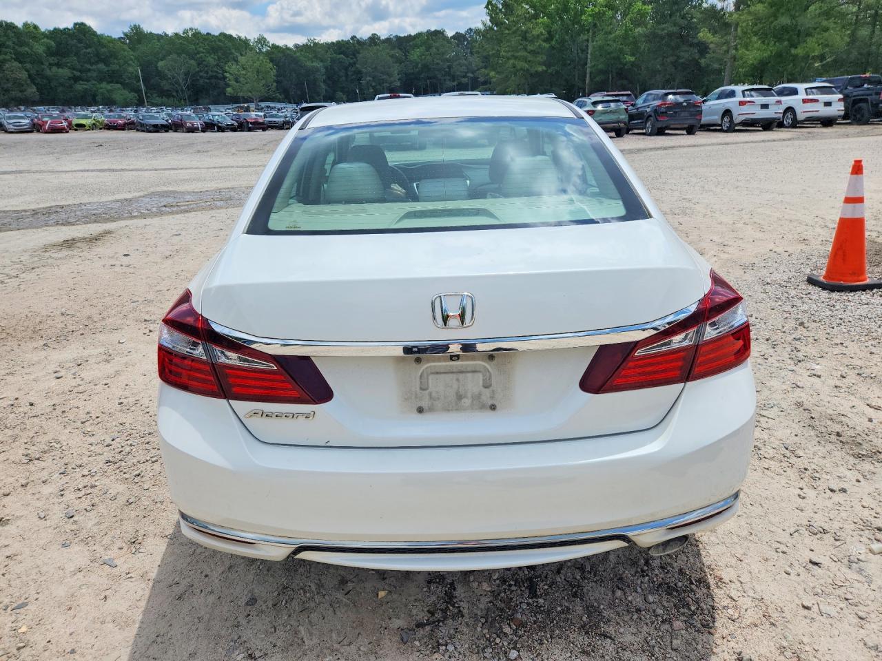 2016 Honda Accord Lx - Image 6