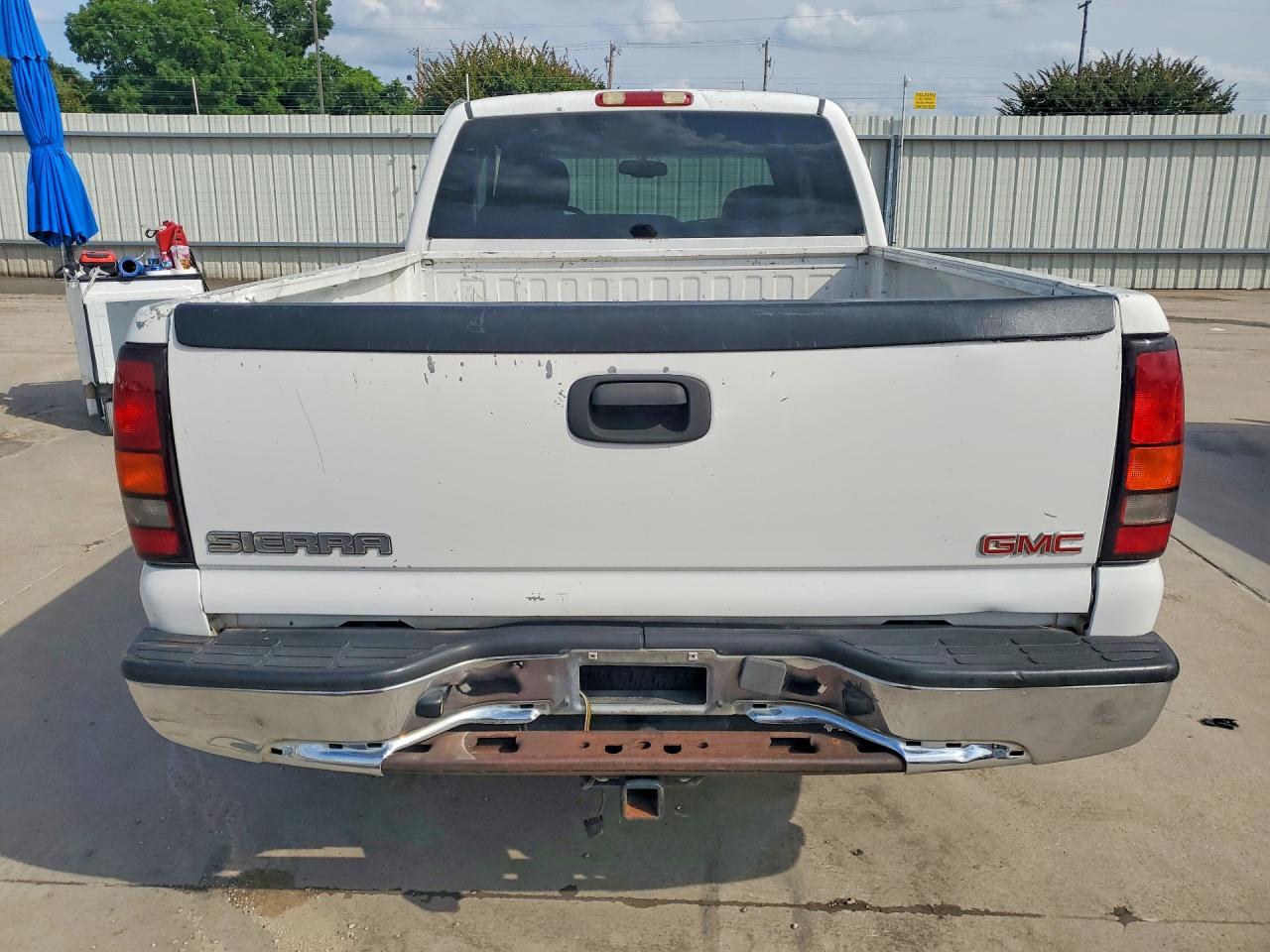 2004 GMC New Sierra C1500 - Фото 6