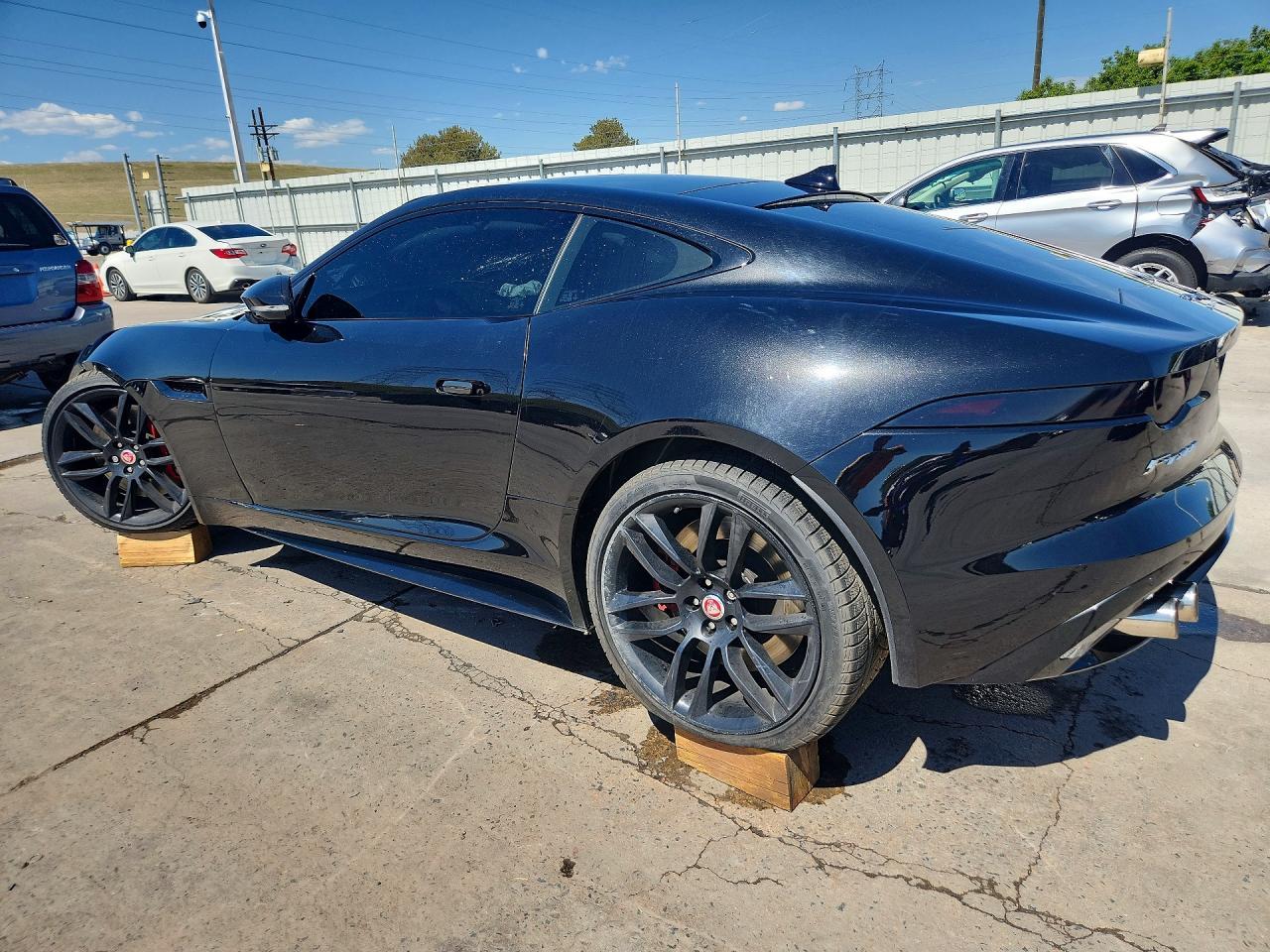 2020 Jaguar F-Type R - Фото 2