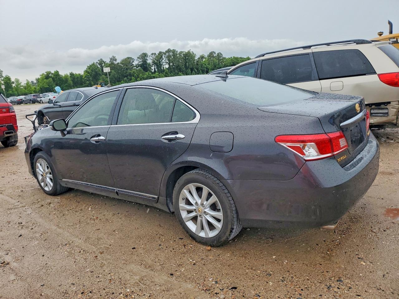 2011 Lexus Es 350 - Фото 2