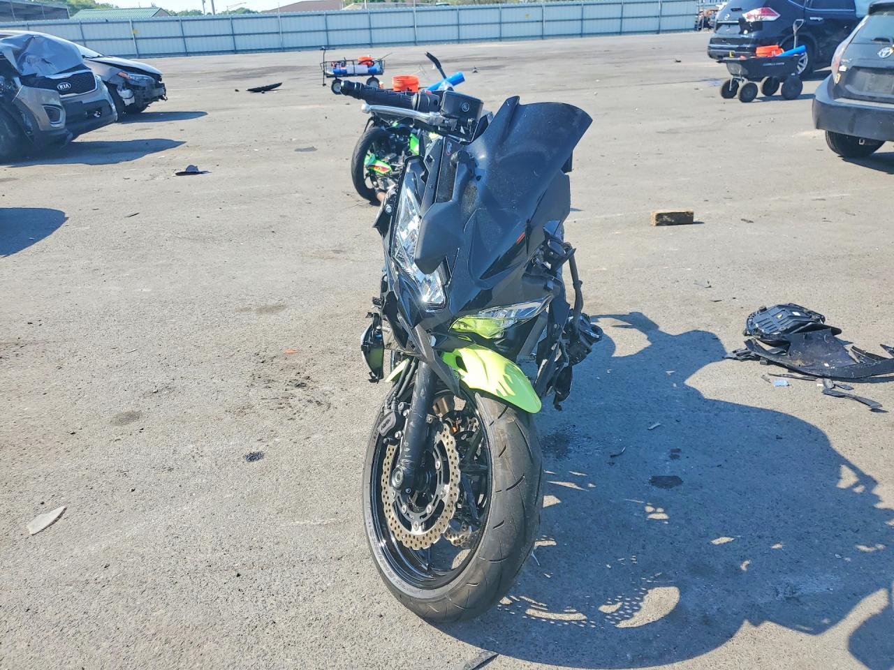 2026 Kawasaki Ninja 650 - Фото 2